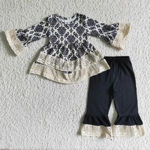 Conjuntos de roupas Criança Chegadas Primavera Outono Moda Bebê Meninas Lace Trim Manga Longa Top Calças Pretas Atacado Boutique Crianças Outfit