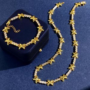 Novo projetado colar de pingente de cobre 18k banhado a ouro metal brilhante x letras micro incrustações diamantes luxo mulheres pulseira brinco casal designer jóias tt0321