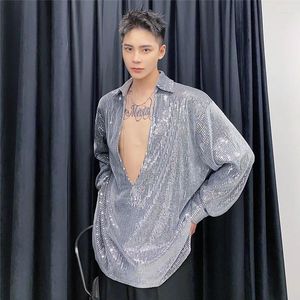 Camisas casuais masculinas 2023 Sexy Deep V pescoço de lantejoulas longa para homens Blusa do traje de fachada de boate da moda