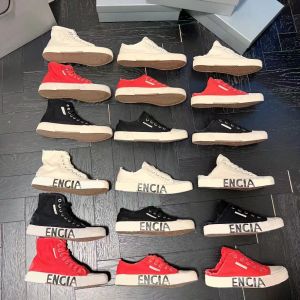 BALENCIG PARIS Vintage Graffiti Balencaiiga Balenica Moda angustiada Moda novo Sapatos de tela High Top Wash Efeito antigo vulcanizado Solho meio chinelos pretos Cermol vermelho C C