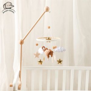 Mobiles# Baby Rattle Toy 012 Months Felt Wooden Mobile born Music Box Crochet Bed Bell Hanging Toys Holder Bracket Infant Crib 231026