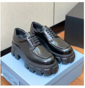 Toppkvalitet svart slät läderplattform klänningsskor tunga chunky sula loafers runda tår slip-pumpar skor för kvinnor lyxdesigner skor med låda