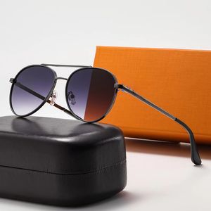 Tasarımcı Gözlükleri Kadın Güneş Gözlüğü Kadın Tasarımcı Okuma Gözlükleri UV400 PC Lens Karışık Renk Desinger Güneş Gözlüğü Kadın Quay Gözlükler Lüks Gözlük