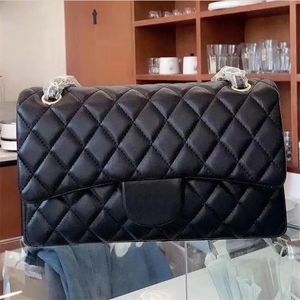 Tasarımcı çantaları lüks omuz çantası İtalya zinciri çanta cüzdanı altın debriyaj flep kılıfları çift harfler crossbody metal zinciri altın kadın moda çantası02