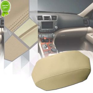 Yeni araba konsolu kol dayama ped kapağı mikrofiber deri araba iç kolçak kutusu süslemesi Toyota Highlander için 2008-2013