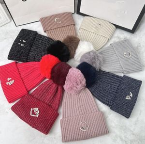 European and American Knitted Hat Korean Style Leisure Pullover Beanie Hat Fur Ball Woolen Cap Street Styles Wholesale