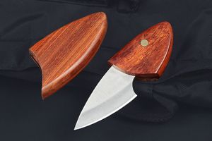 Oferta specjalna Mała kieszonkowa EDC D2 Satin Blade Rise Risee Ruse Brelowain Klapeta z biegiem sprzętu zewnętrznego z drewnianą osłoną