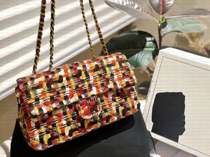 Borsa CF in lana di qualità 1: 1 Borsa a tracolla da donna di grande capacità con patta obliqua in plaid di diamanti con fibbia in metallo Flip 25CM