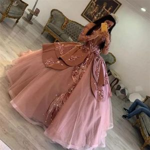 Abiti Quinceanera rosa polverosi Paillettes Applicazioni di pizzo con perline Maniche lunghe Corsetto Indietro Tulle Personalizzato Dolce principessa Abito da ballo Abiti da spettacolo