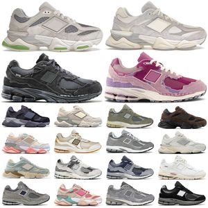 2002R Casual Shoes Men Women 9060 Athletic Sneakers 9060s Platform Protection Pack Pink Low Rain Cloud Wheat Mens Womens Designer Sports Trainers