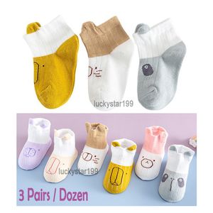 Neugeborene Baby-Baumwollsocken für Kinder, Frühling und Herbst, gekräuselte Netzsocken, 0–3 Jahre, Jungen und Mädchen, Cartoon-Designer, weiche Socken, 3 Paar/Dutzend