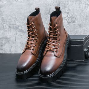 High Top Martin Boots Men Round Head Fashion British Lace Up غير الرسمي الأحذية العسكرية في الهواء الطلق