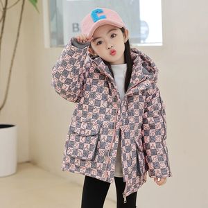 Para baixo casaco 2023 coreano crianças menina jaqueta de inverno xadrez com capuz pouco outerwear 28 anos crianças infantil parka outfit 231026