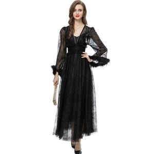 Women's Runway Dresses V Neck Long Sleeves Beaded Embroidery Lace Furs Detailing Elegant Party Prom Vestidos