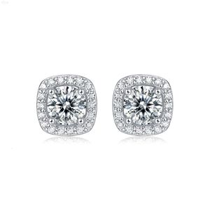 Fabrika Fiyatı S925 Saplama 18K Altın 0.5Ct Moissanite Elmas