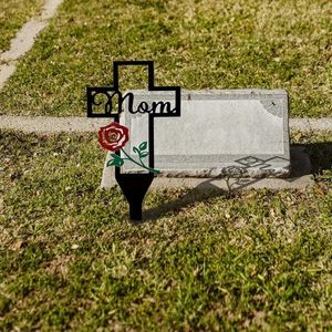 Decorazioni da giardino Palo con croce in metallo Decorazione esterna della tomba dei parenti defunti Decorazione commemorativa del cimitero del cortile