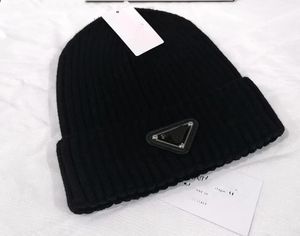 hats Men's and women's beanie fall winter high-grade thermal knit hat ski brand bonnet plaid Hat warm Thick style caps