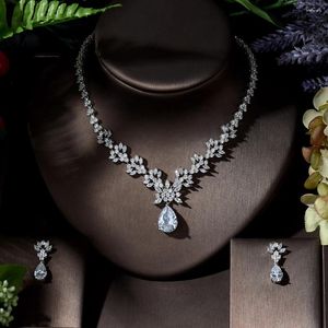 Halskette Ohrringe Set Mode Braut Blatt Anhänger Schmuck Zirkonia Hochzeit und Luxus Bijoux N-1386