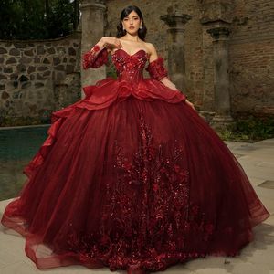 Kırmızı parlak quinceanera elbiseler 2024 Resmi lüks parti boncuk dantel aplikeler tatlı 15 elbise mezuniyet topu gwon balo elbisesi