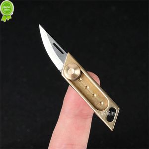 Mässing Mini Knife Push Sharp Blade Self Defense Fick Knife Portable Keychain Unpacking Express Leverans Cutter Liten Knife Tool