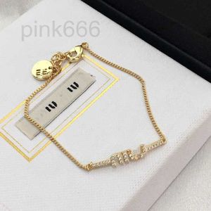 Chain Designer New Letter Bracelet Women's Brass Gold Plated Diamond Embedding Fashion Light Luxury Style Advanced Feel Full Diamond Bracelet TFZ8