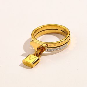 Designer Ring Lock Jóias Cristal Prata 18k Banhado A Ouro Nunca Fade Band Anéis Jóias Estilo Clássico Acessórios Exclusivos Com Selo Em Relevo