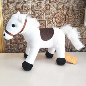 Pluszowe pluszowe zwierzęta Pluszowe zabawki na Boże Narodzenie prezent urodzinowy urocza symulacja kreskówek biały koń dziecięcy dzieci nadziewane TOL231027