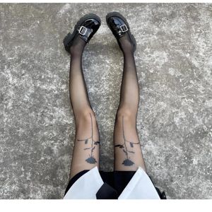 Women Socks Breathable Retro JK Rhombic Lattice Silk Anti-hook Rose Pattern Tights Female Stockings Ultra-thin Pantyhose