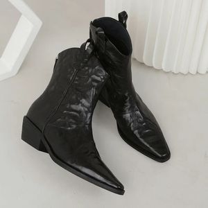 Stiefel Western Cowboy Frauen Schwarz Braun Handgemachte Chelsea für Frau 2024 Spitze Keilabsatz Weibliche Plissee Botas 231026