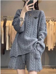 designer womens suits womens tracksuit sports fashion suit knitting lazy wind relaxed leisure fashion ladies two-piece suit