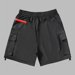 2023 Men Beach Short Fashion Classic Designer Short Pants Design Technology Embellished WebSing Large Pocket All-Match Nylon Fabri164b