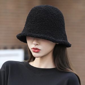 Wide Brim Hats Bucket Korean Lamb Fleece Fashion Womens Hat Winter Keep Warm Japanese Selfie Fisherman Retro Mens Basin Caps 231027