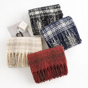 Designer Scarf Fashion Brand 100% Cashmere Scarves for Winter Womens and Mens Long Wraps Storlek 180x60 cm julklapp