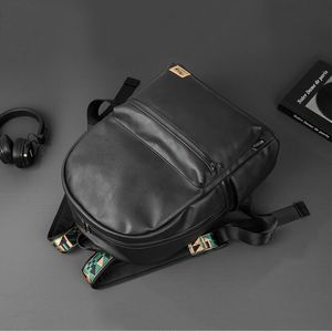 Herren-Umhängetaschen, der in diesem Jahr beliebte Freizeitrucksack aus gepolstertem Leder, Joker, einfarbige Herrenhandtasche, einfache Atmosphäre, schwarze Mode-Computertasche 3798#