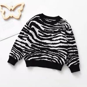 Pullover barn tröjor barn baby pojkar flickor långärmad zebra-stripe tröjor hösten vinter pojke tjej stickade tröjor 231027