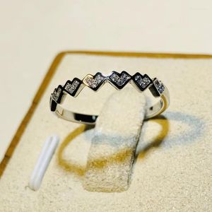 Anillos de racimo Huitan Exquisitos Corazones Anillo de Promesa para Mujeres Color Plata Moda Accesorios de Dedo Femenino Temperamento Joyería Versátil