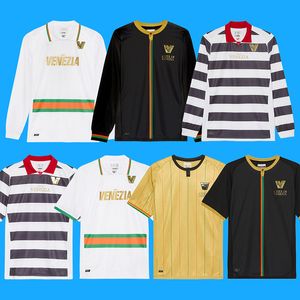 23 24 Venezia FC Futebol Jerseys Home Preto Away Branco Terceiro Azul 4º Vermelho 10 # ARAMU 11 # FORTE Veneza 2023 2024 Camisas de Futebol 3º Adukt Kids Kit Uniforme