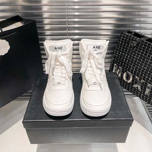 Designer sneakers överdimensionerade casual skor vit svart läder lyxiga sammet mocka kvinnor espadrilles tränare man kvinnor lägenheter spets plattform 1978 s473 07