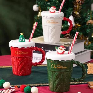 Kreativer Weihnachtsbecher Weihnachtsbaum Keramik-Wasserbecher Hochwertige horizontale Keramiktasse mit abgedecktem Strohhalm und Handgeschenk
