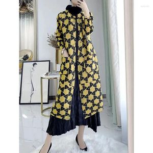Women's Trench Coats GGHK Pleated Women Coat Fashion Printing Color Blocking Design Single-breasted Long Loose Large Size Fall Robe