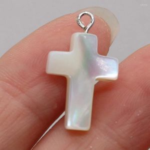 Anhänger Halsketten 10 stücke Natürliche Shell Perlmutt Kreuz Religiöse Herstellung DIY Ohrringe Halskette Schmuck Zubehör Geschenk