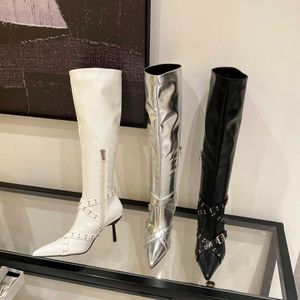 2023 New Belt Belt Buckle Fashion Long Boots Long Boots Metal Nails Fashion Cool Tupicy Girl Motorcycle Boots High Heel Boots 231028