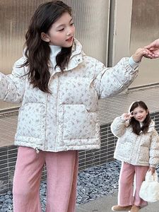 Down Moda Bebek Bebek Kış Giysileri Kalın Sıcak Çiçek Pamuk Çocuklar Çocuklar Prenses Yastıklı Ceket Xmp503 231027