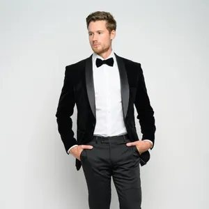 Herrjackor svart smal fit sammet sjal lapel tuxedo jacka fashionabla och bekväm pendling affärsarbete slitage 2023 stil