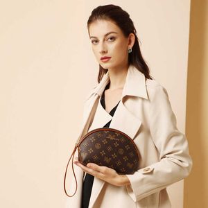 Taschen Store Outlet Light Luxury Hong Kong 2023 Neue Designer-Handtasche, kleine, vielseitige, trendige Damentasche