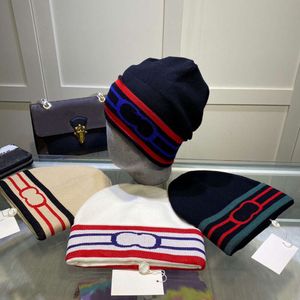 Hattar halsdukar sätter hattar halsdukar set uppsättningar mössa/skalle kepsar lyxiga stickade hatt märkesdesigner beanie mäns och kvinnors fit hatt unisex kashmir bokstav fritidsskalle utomhus