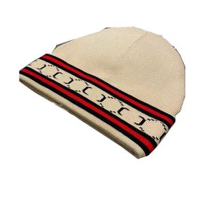 2023SS Classics Designer Brand Letter Brodery Beanie Hats Wool Sticked Hat Mens Womens Winter Outdoor Double Deck Warm Skull Caps Trend Striped Christmas Present