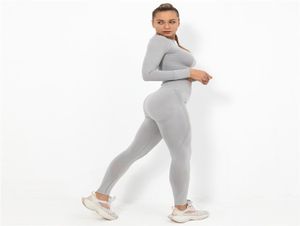 Dikişsiz yoga seti kadınlar gri 2pcs iki parçalı mahsul üst tshirts ganimet tozluk sporu egzersiz kıyafeti fitness spor salonu spor setleri1907327