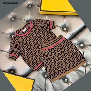 Nowa spódnica dla dziewcząt Zestaw koszulki dziewczynki Ubrania Dzieci Dostosowanie Pełna litera letni strój dla dzieci najlepsze koszulki i spódnice