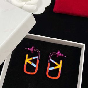 Luxury designer earrings, black/blue/yellow/orange 4 color combinations, dazzling colorful Alphabet fashion women's earrings, cool women's jewelry, Valentine's Day